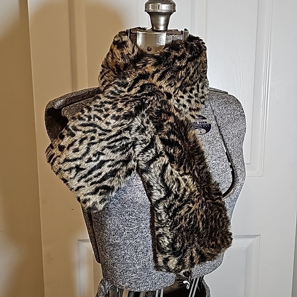 Animal Print Faux Fur Pull Through Stole Scarf Wrap